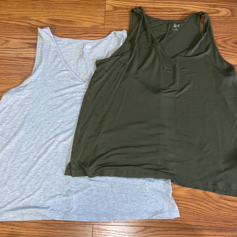 2 Pack Tank Top Bundle - Large